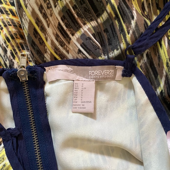 Forever 21 - Size Small dress - Picture 3 of 4